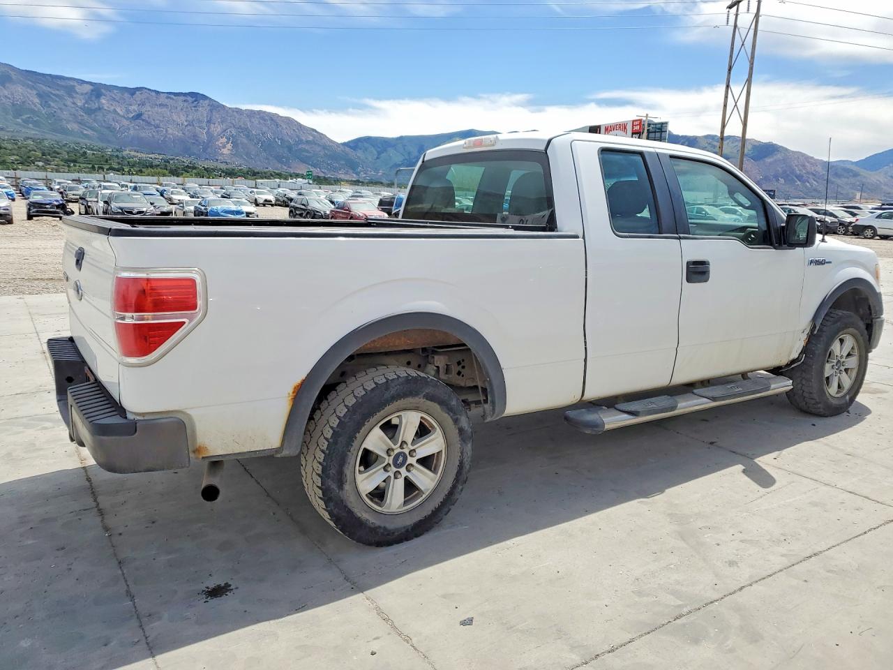 Ford F-150 Super Cab