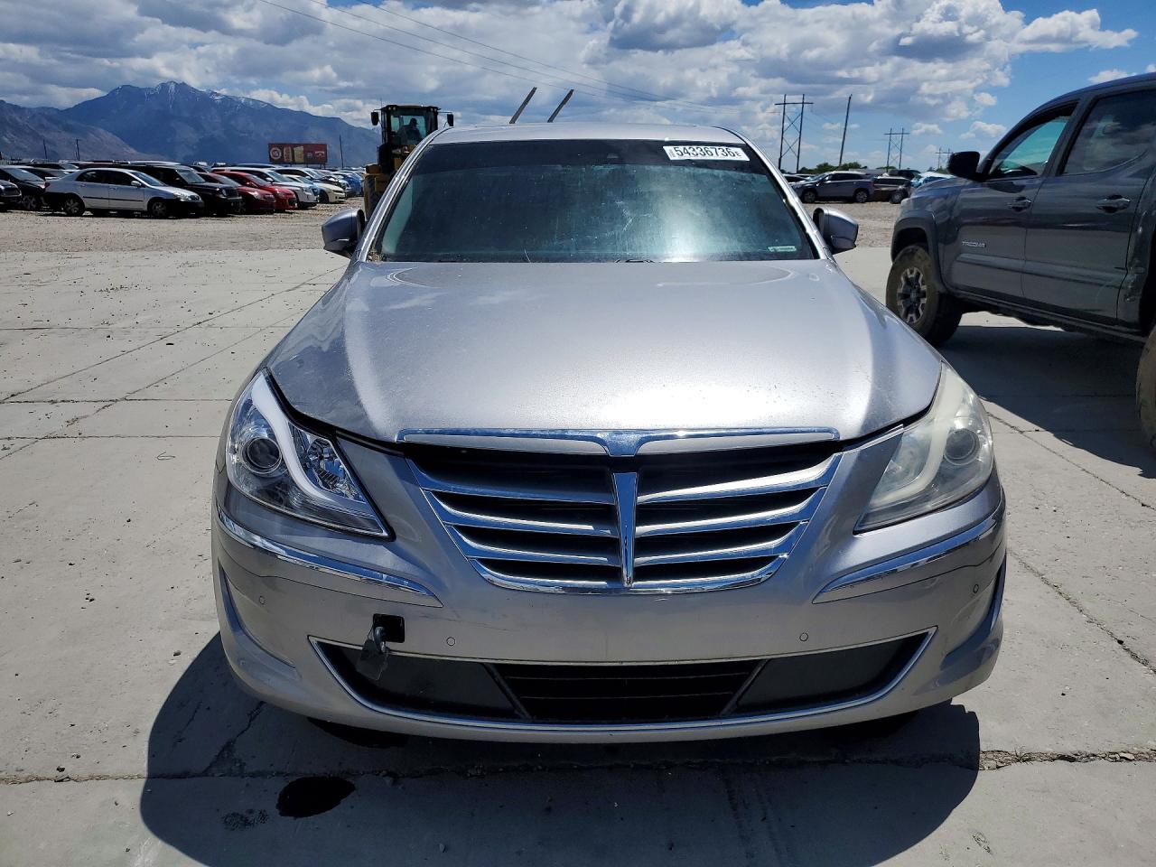 Hyundai Genesis