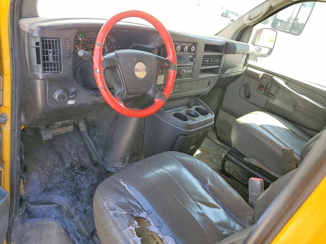 GMC Savana