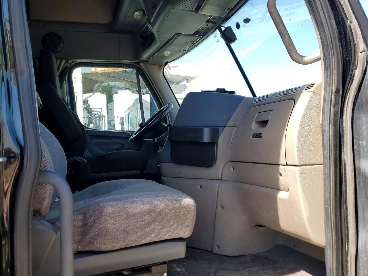Freightliner Cascadia 125