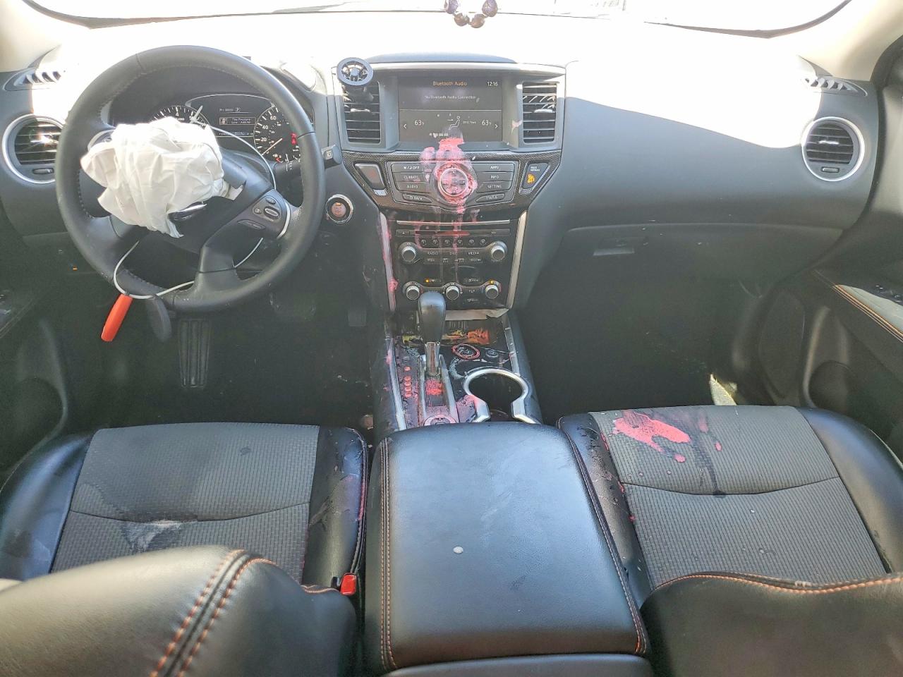 Nissan Pathfinder Sv