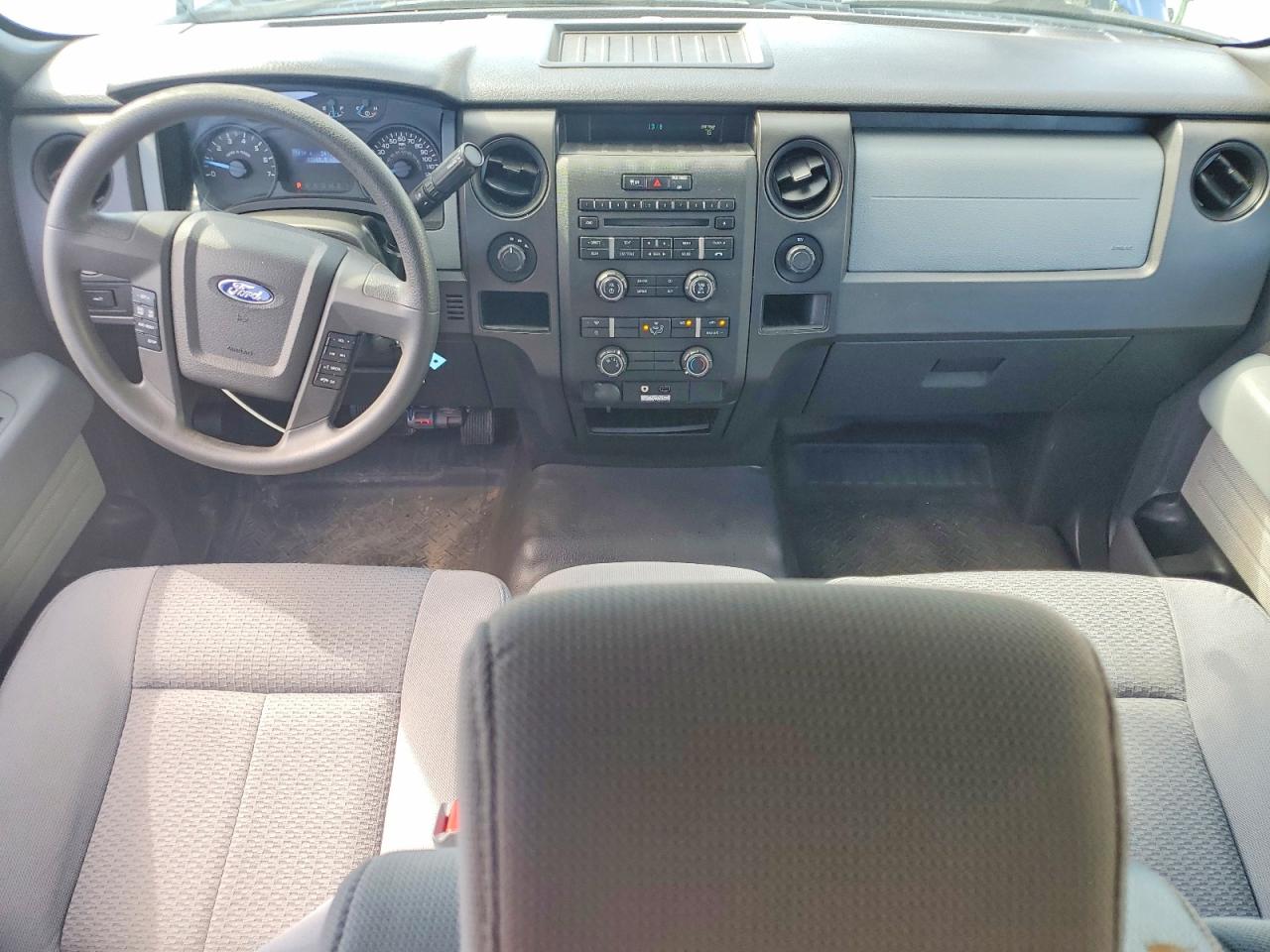Ford F-150 Super Cab
