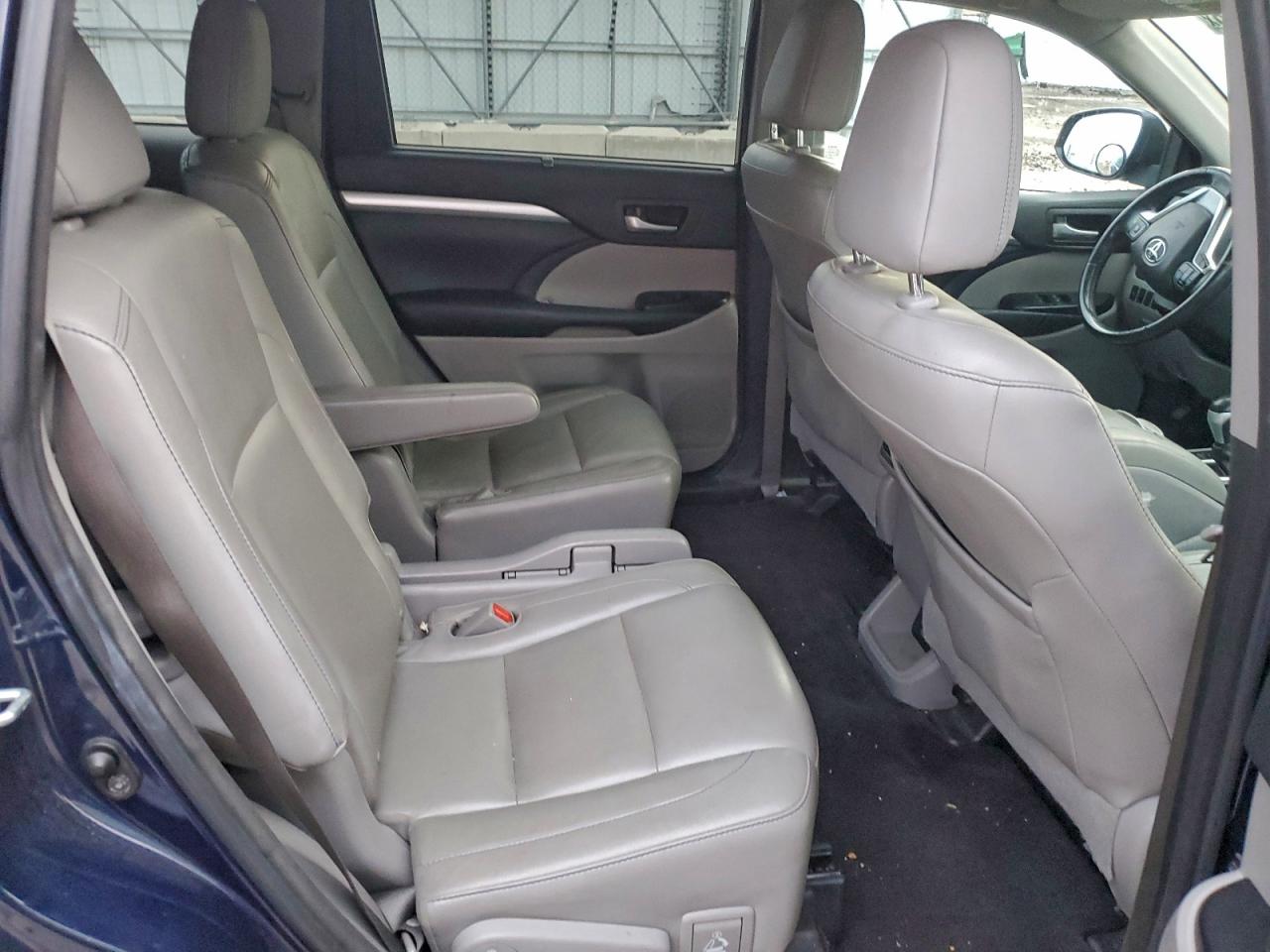Toyota Highlander Xle