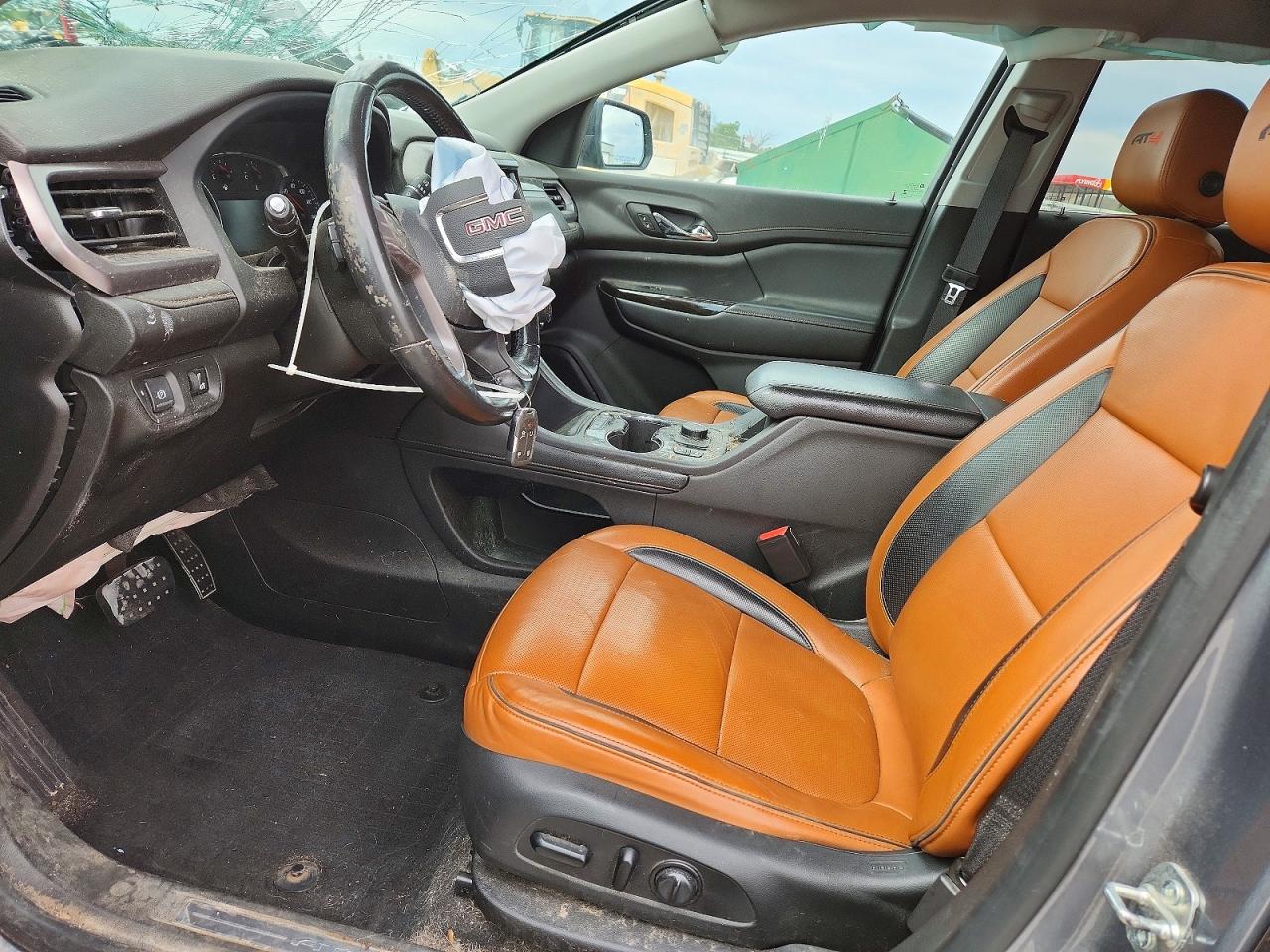 GMC Acadia At4