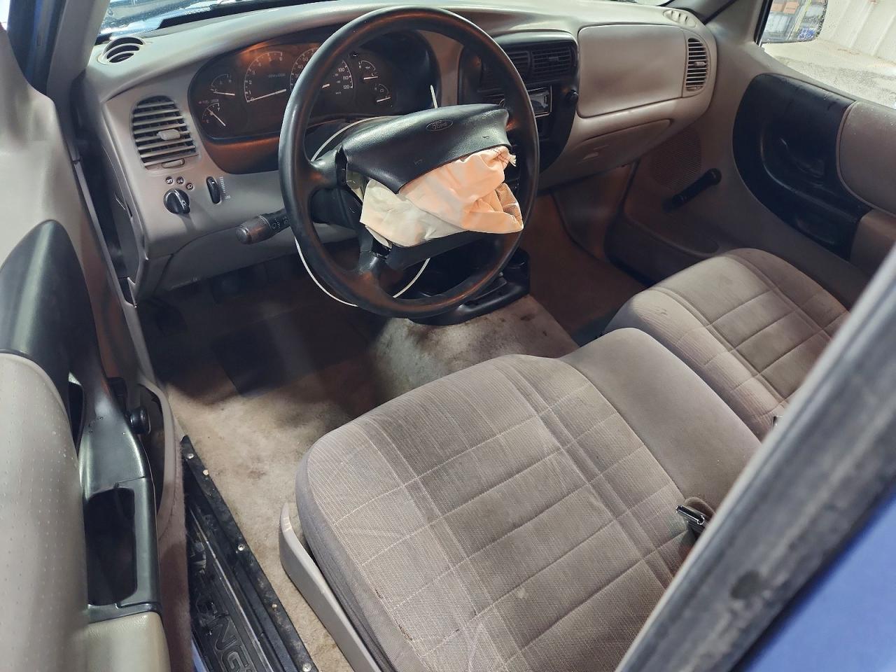Ford Ranger Super Cab