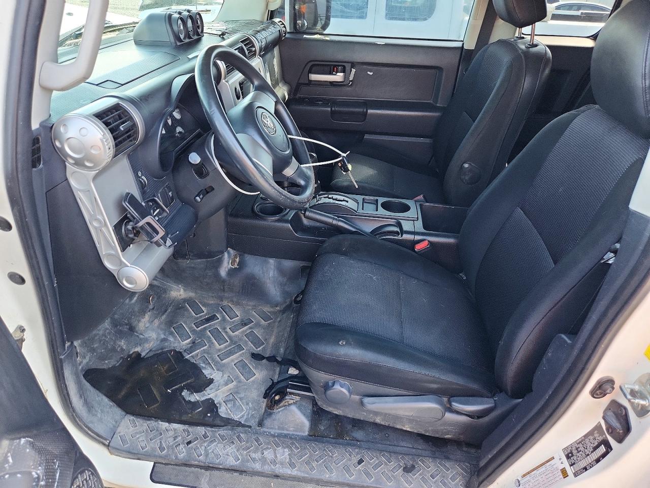 Toyota FJ Cruiser Base