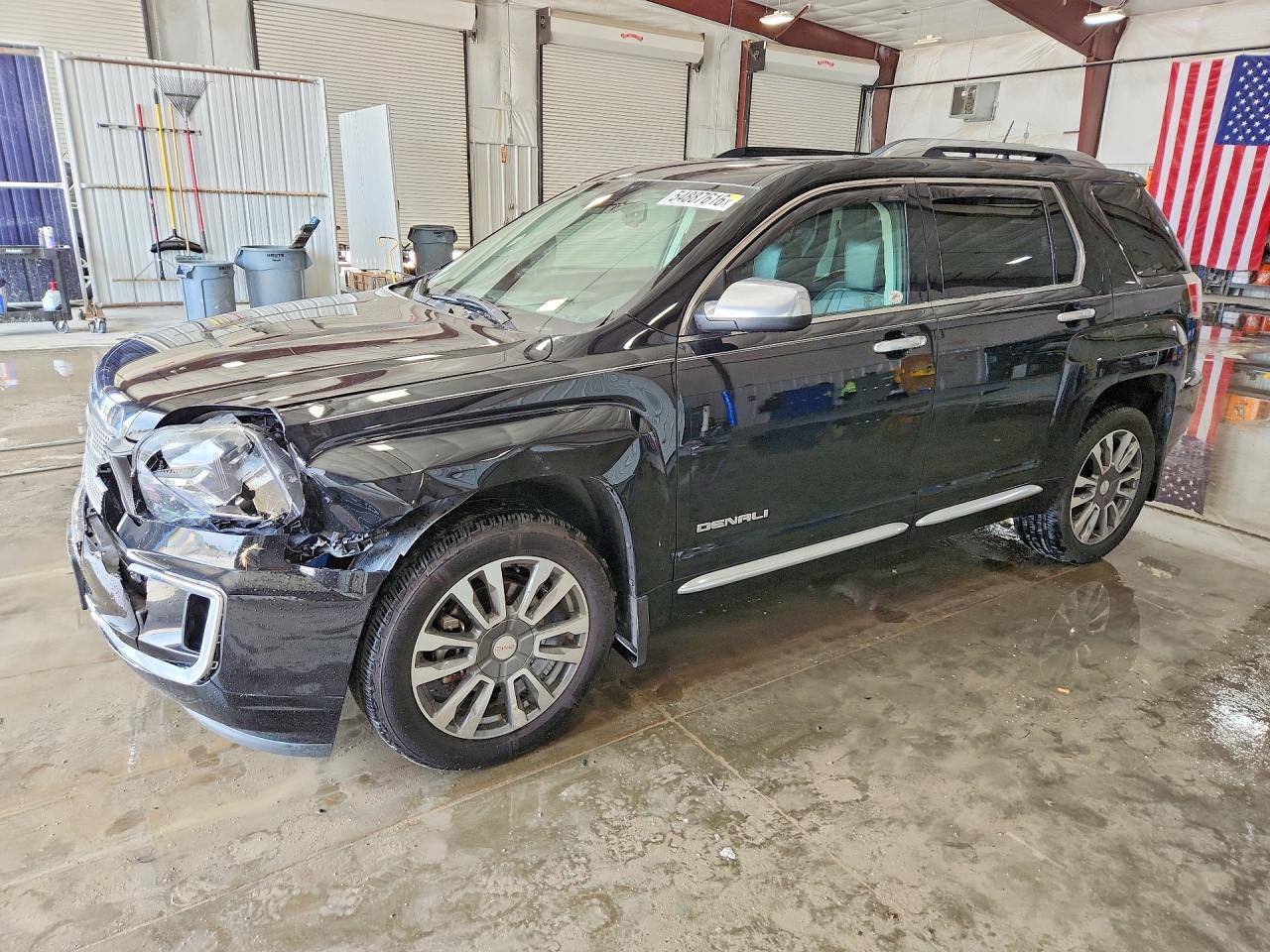 Salvage GMC Terrain Image
