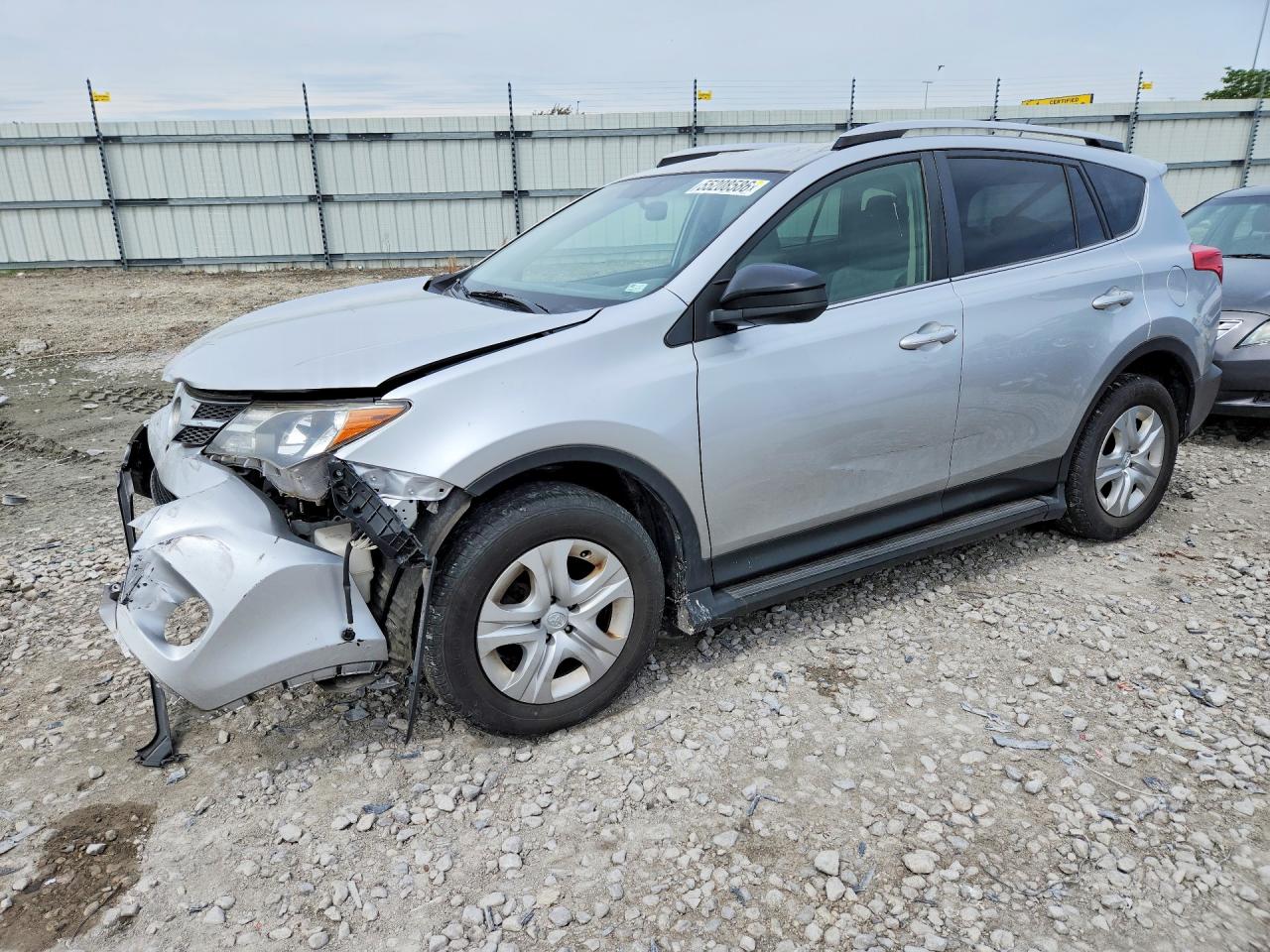 Salvage Toyota RAV4 Image