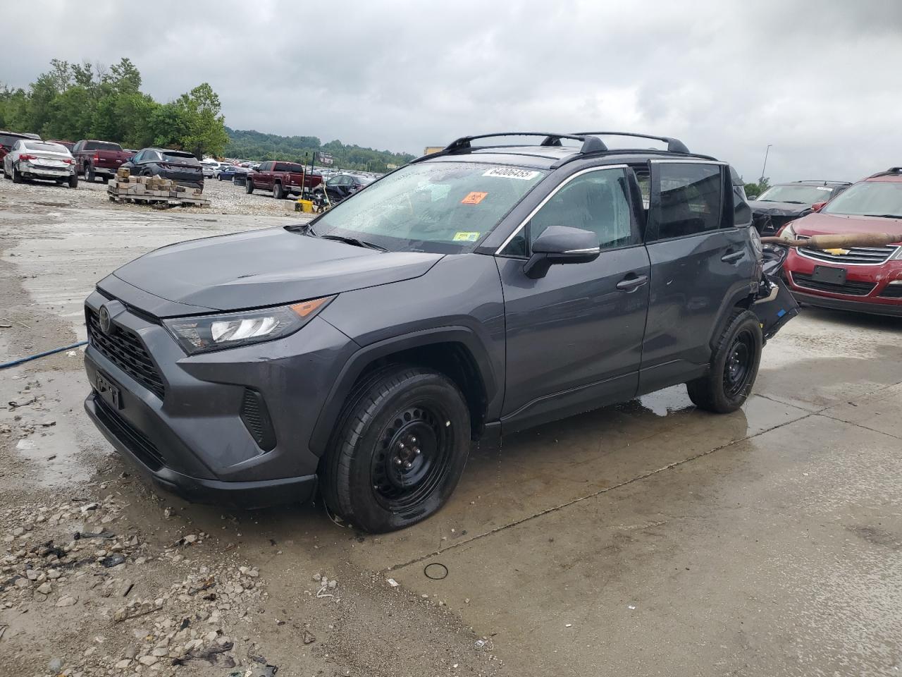 Salvage Toyota RAV4 Image