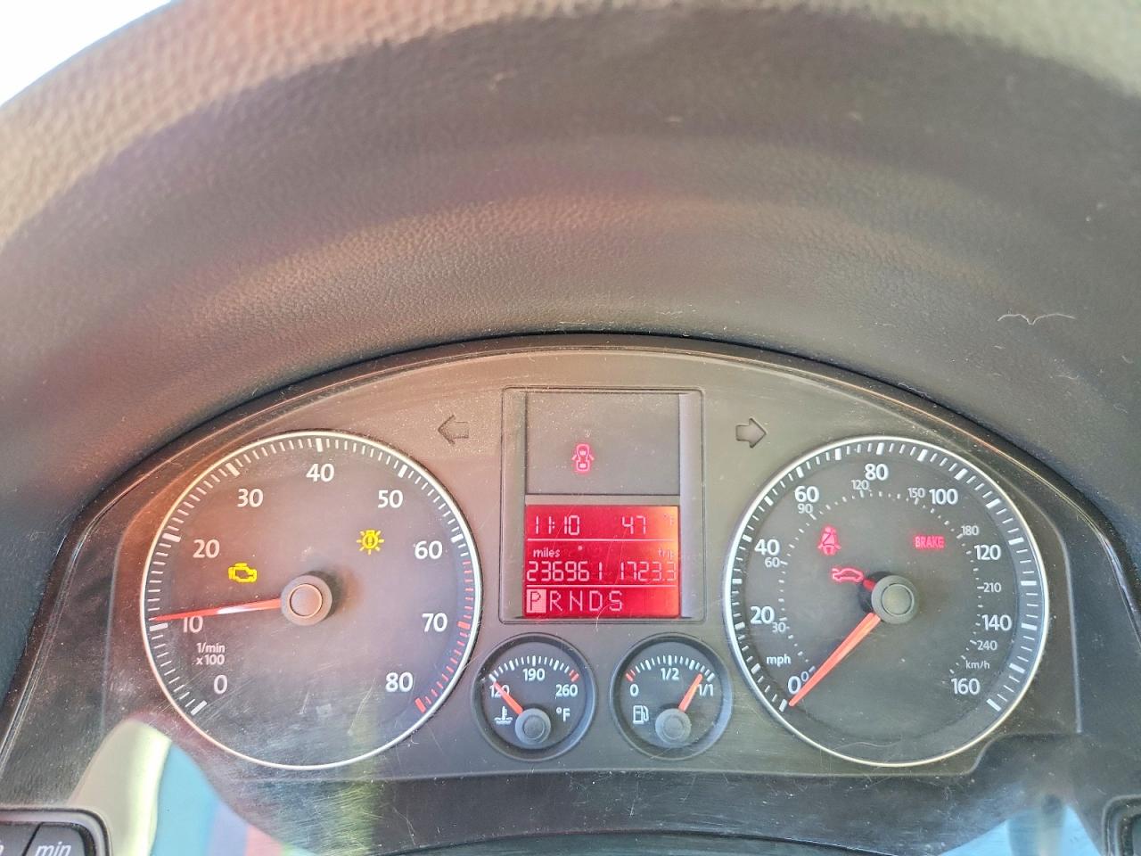 Volkswagen Jetta S