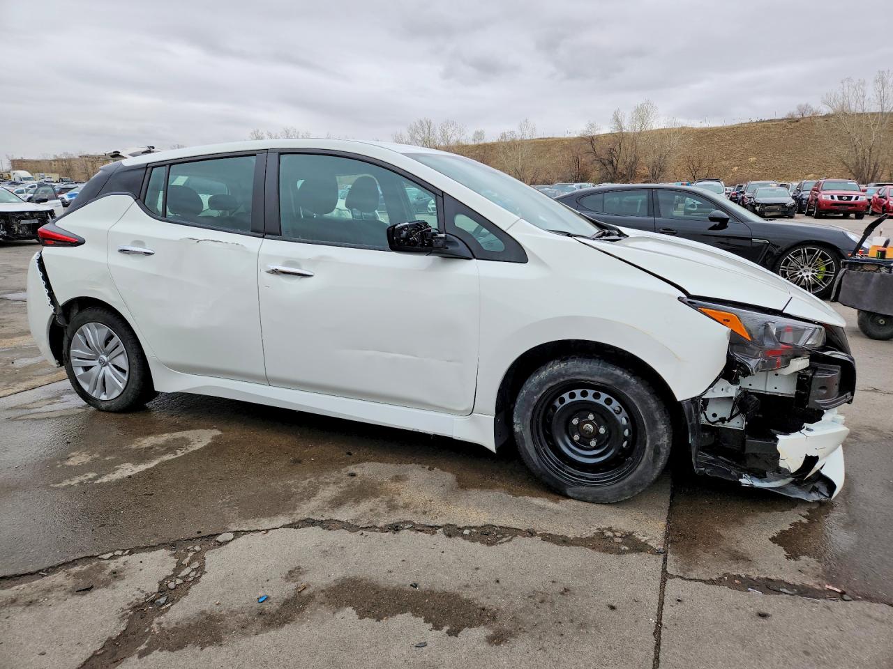 Nissan LEAF S