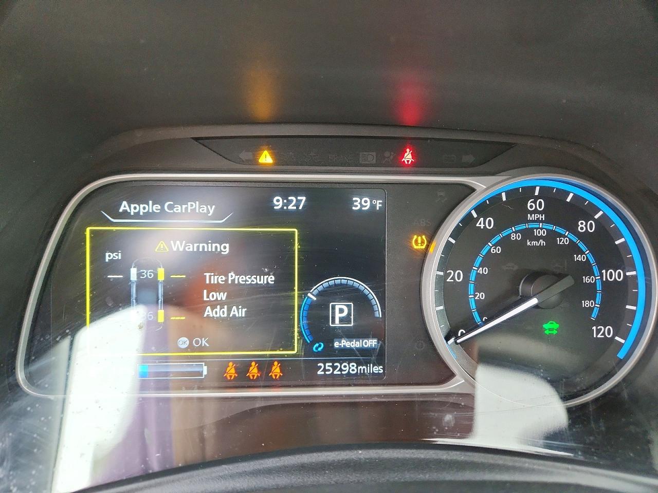 Nissan LEAF S