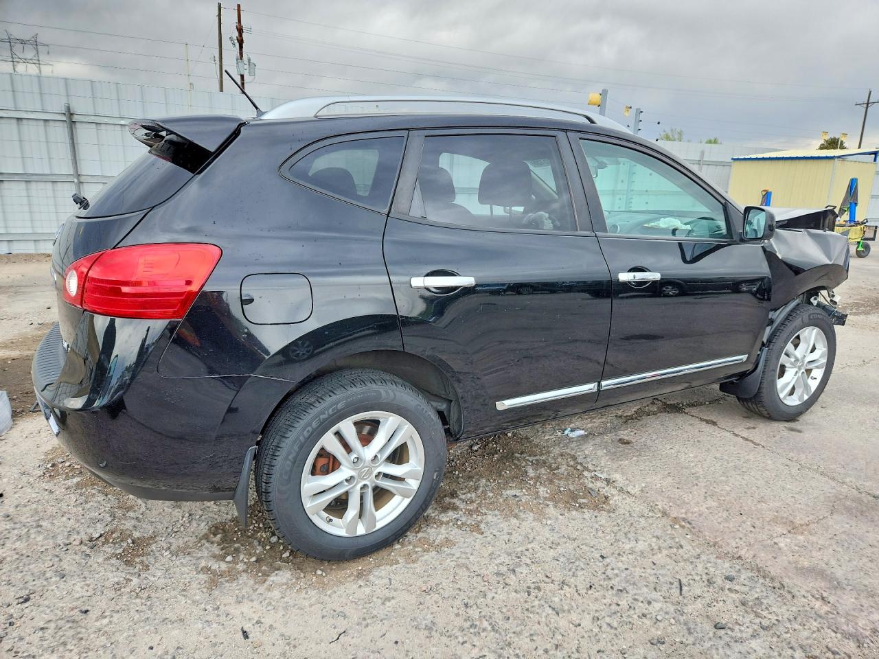 Nissan Rogue S
