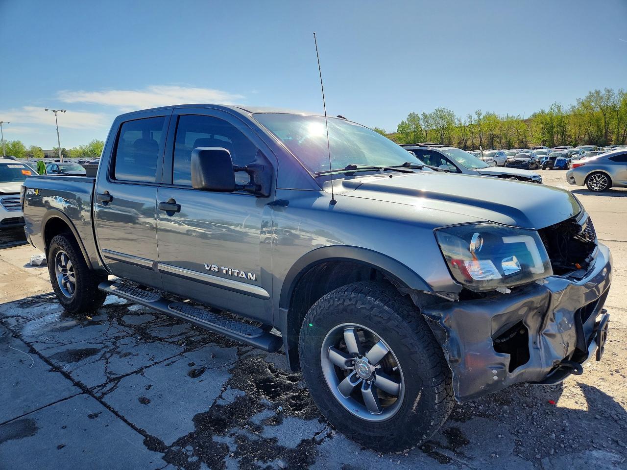 Nissan Titan Pro-4x