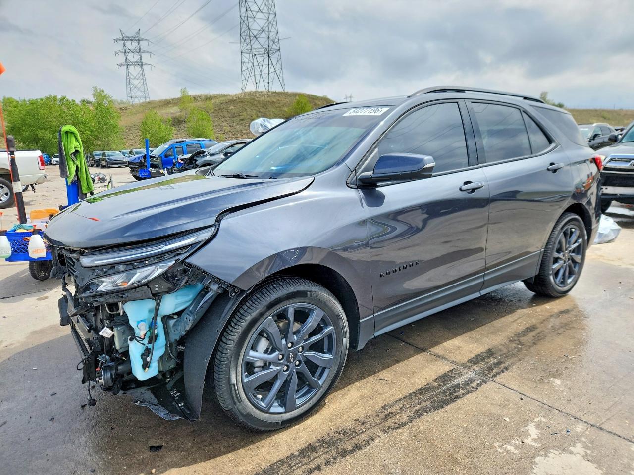 Salvage Chevrolet Equinox Image