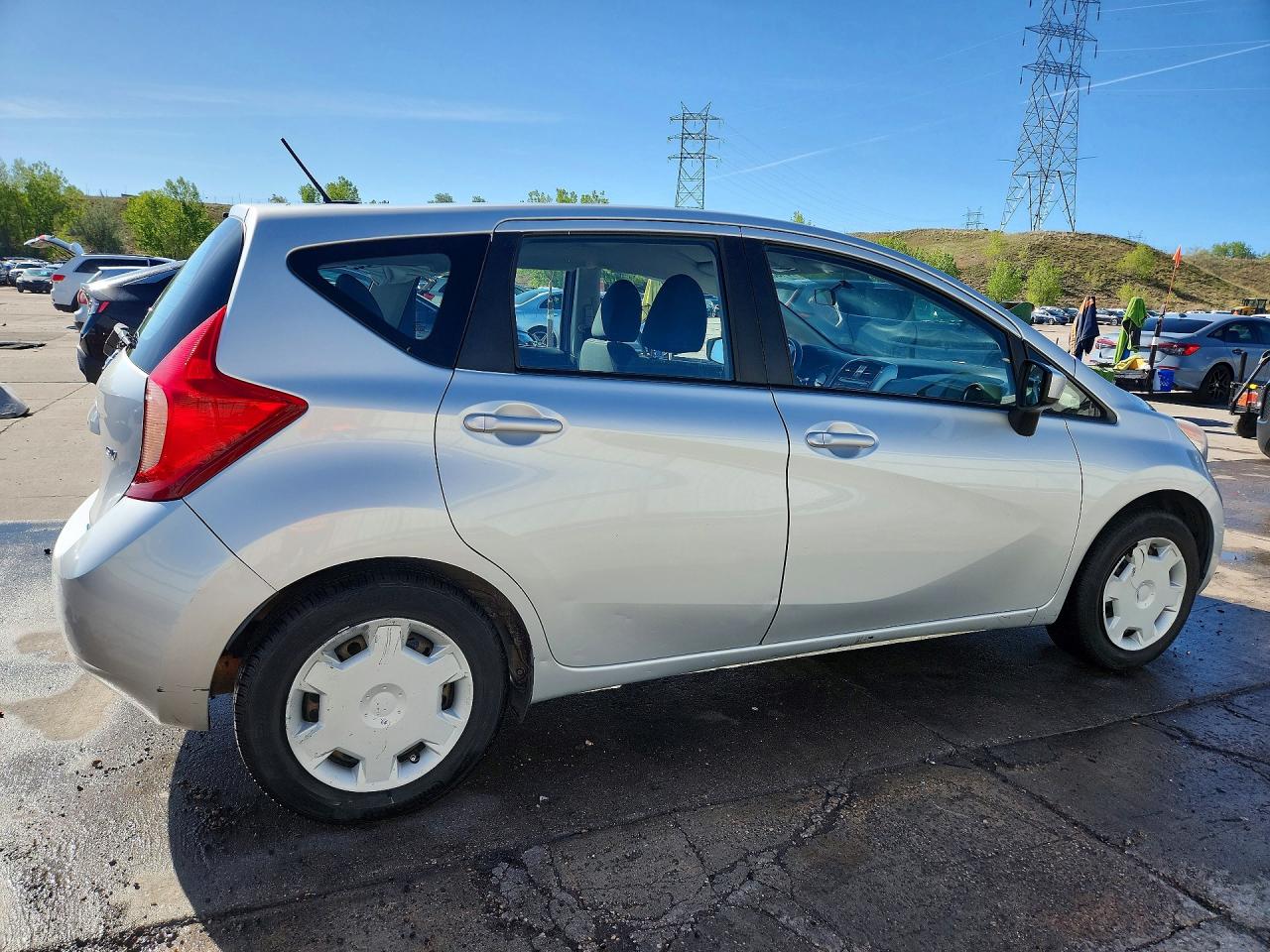 Nissan Versa Sv