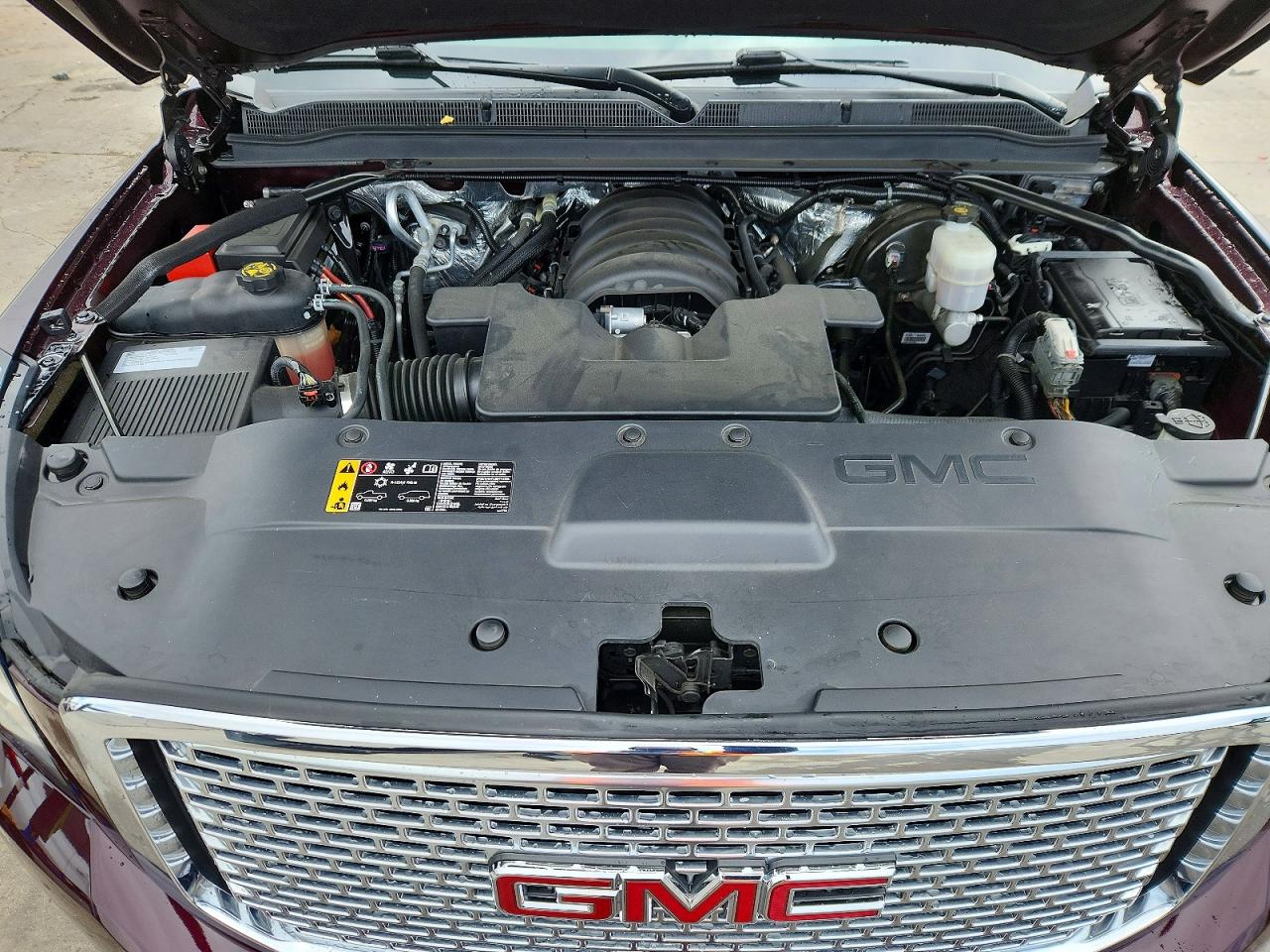 GMC Yukon Denali