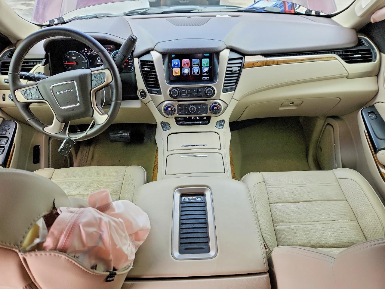 GMC Yukon Denali