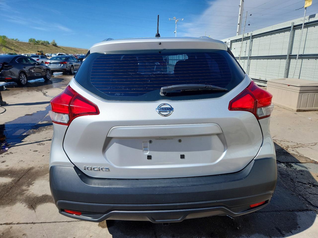 Nissan Kicks S