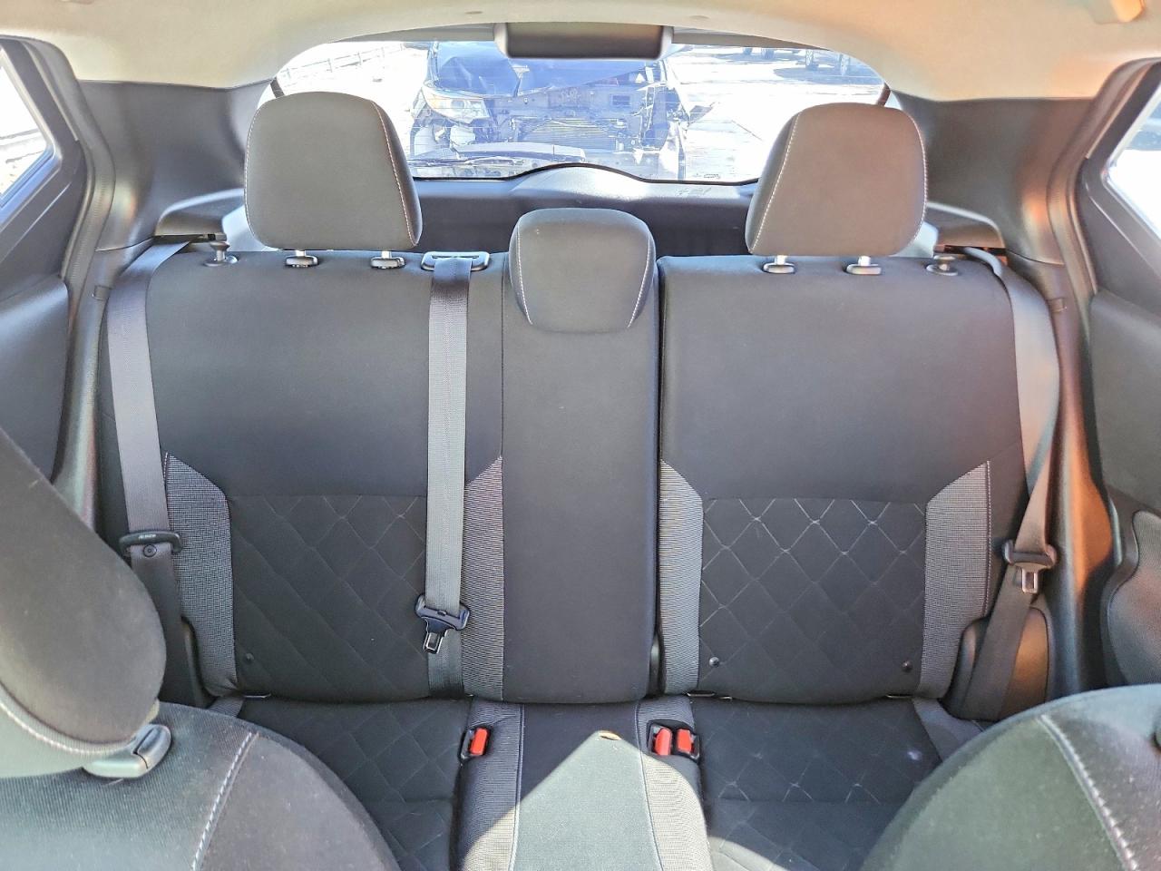 Nissan Kicks S