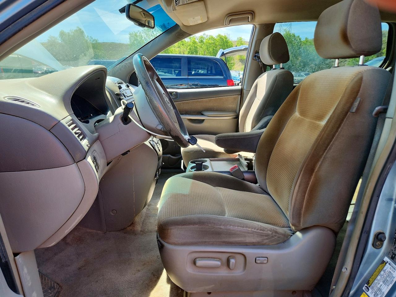 Toyota Sienna Le
