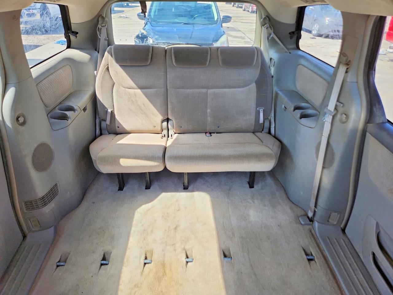 Toyota Sienna Le