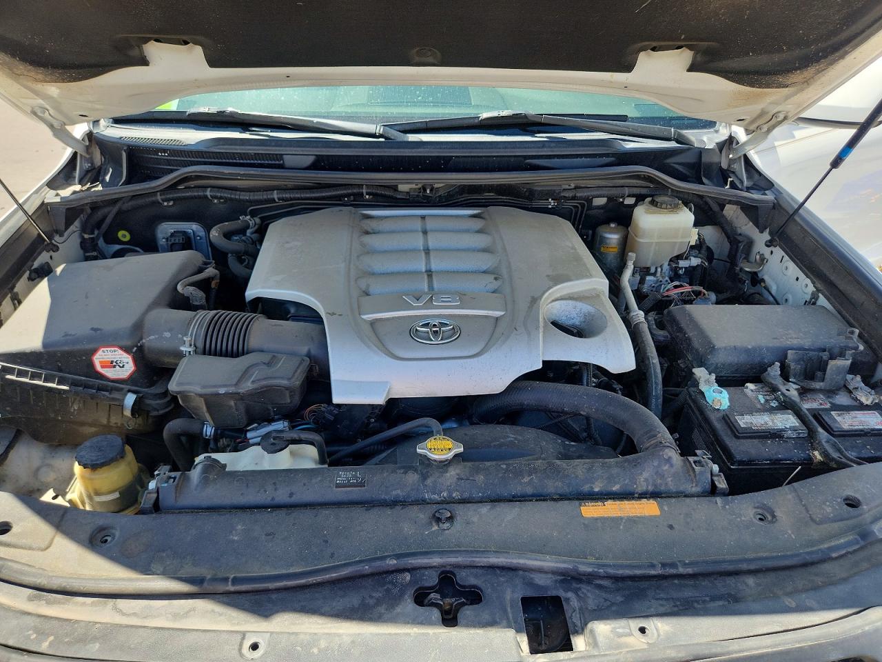 Toyota Land Cruis Base
