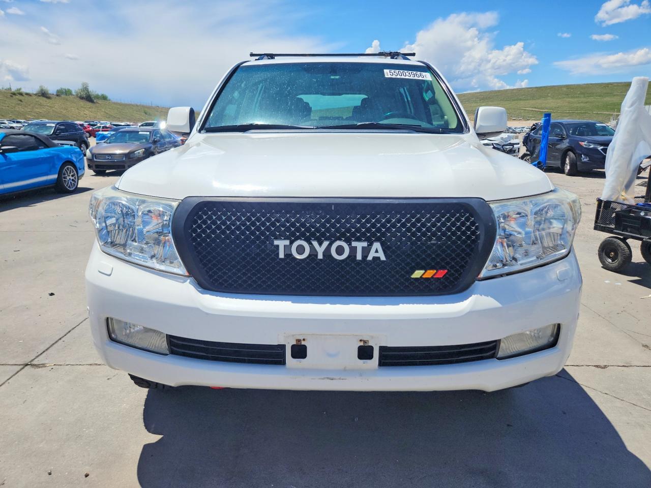 Toyota Land Cruis Base