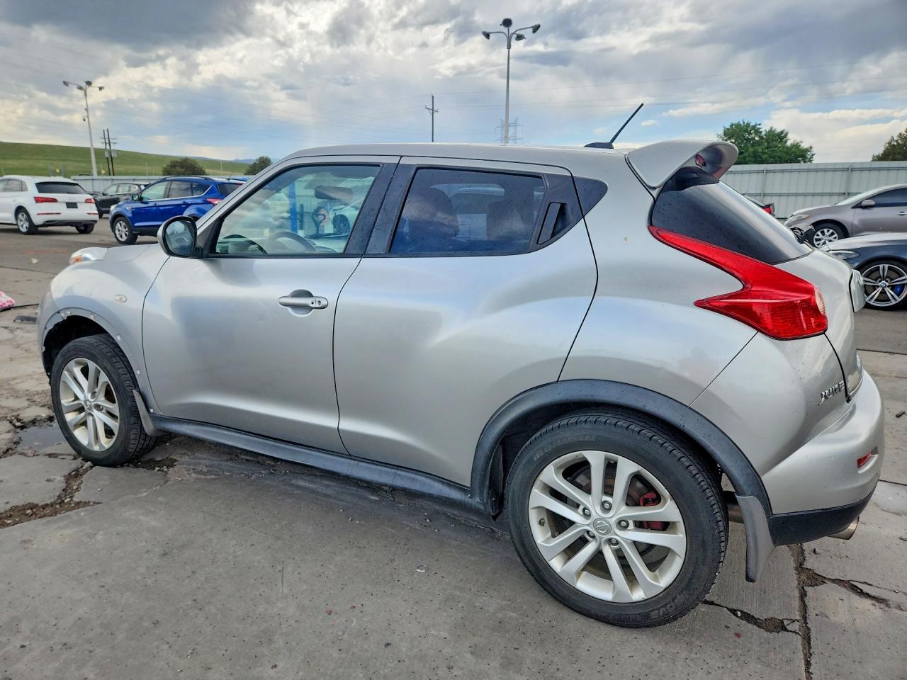 Nissan JUKE S