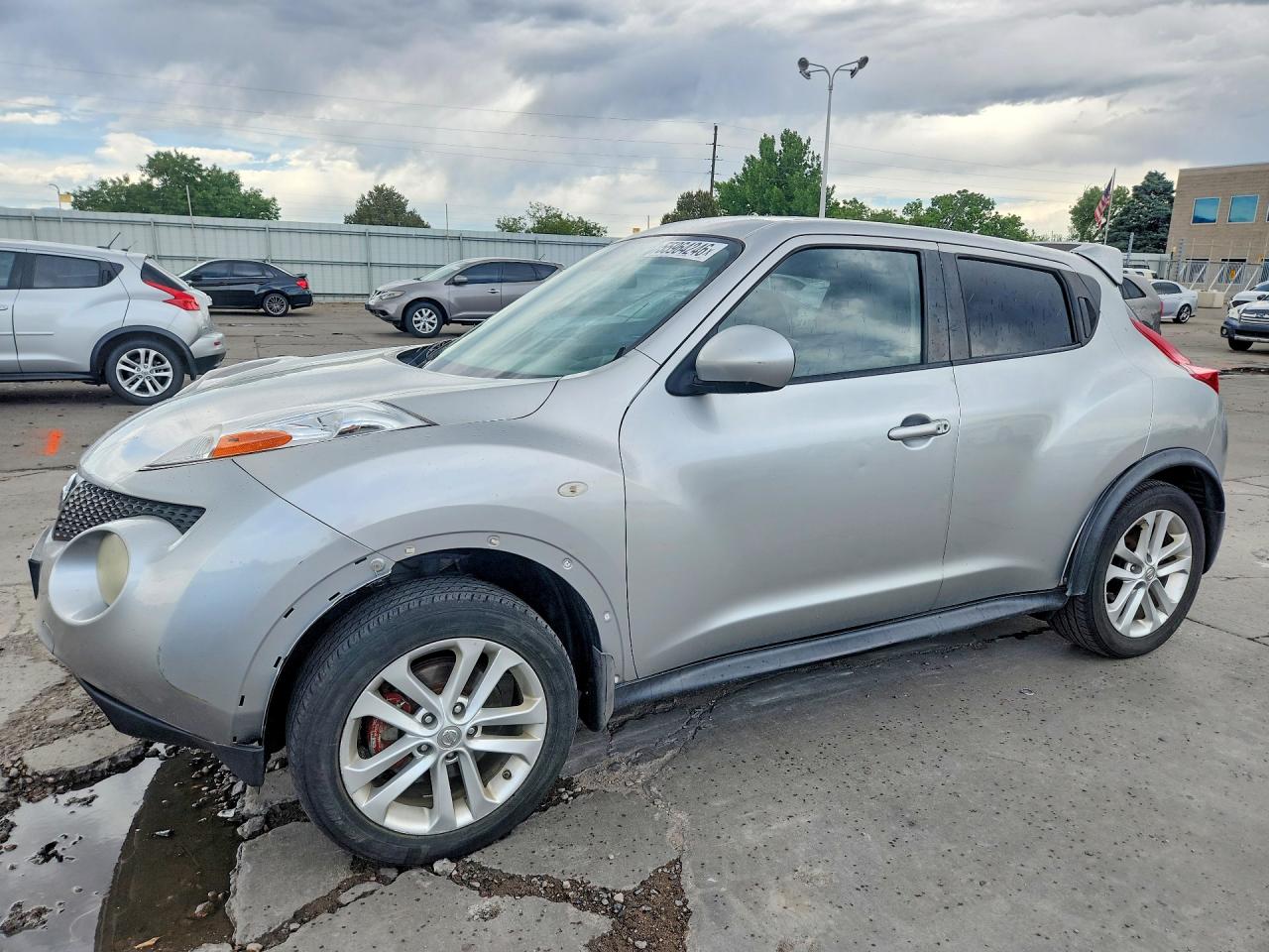 Salvage Nissan JUKE Image