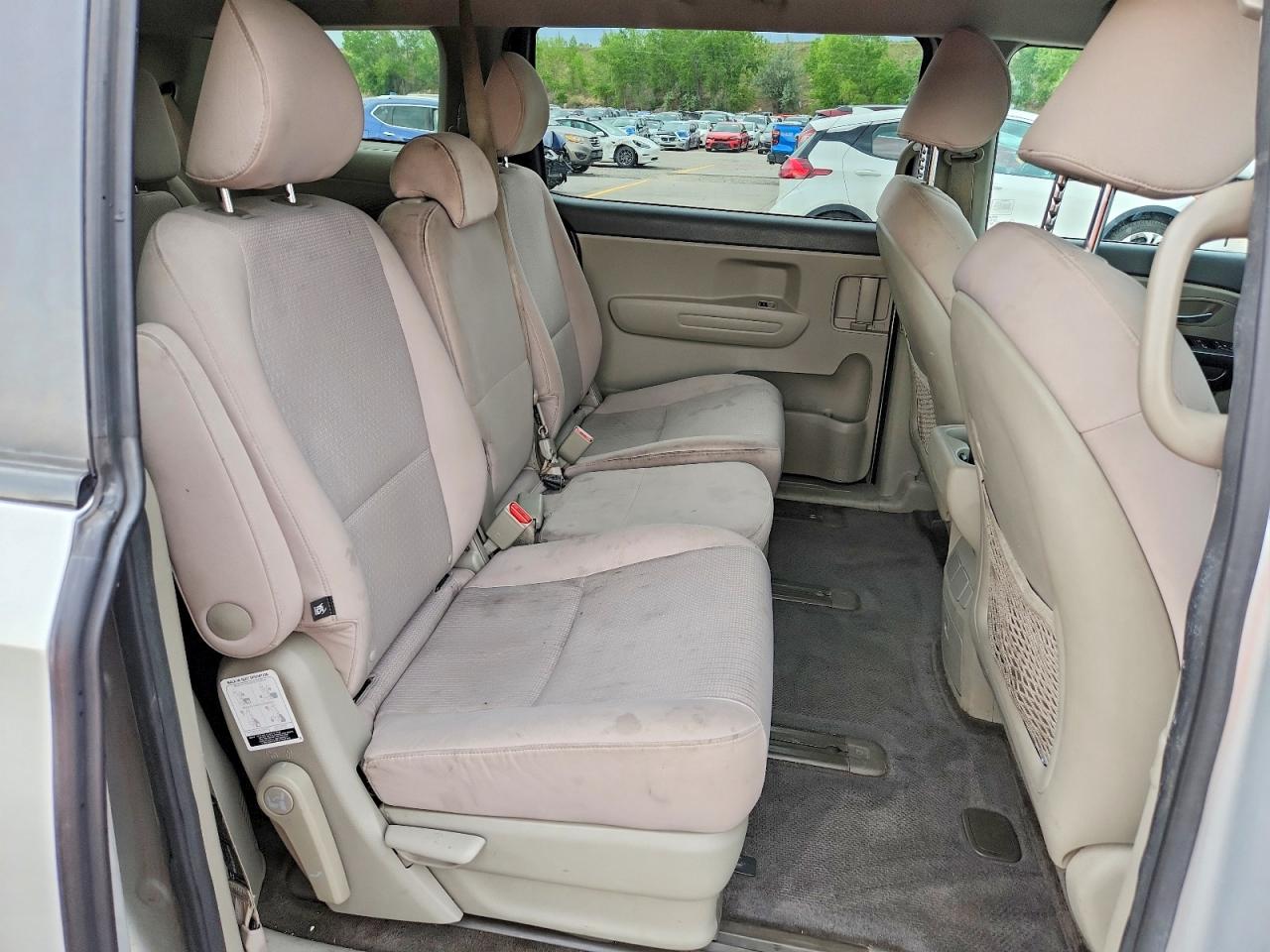 Kia Sedona Lx