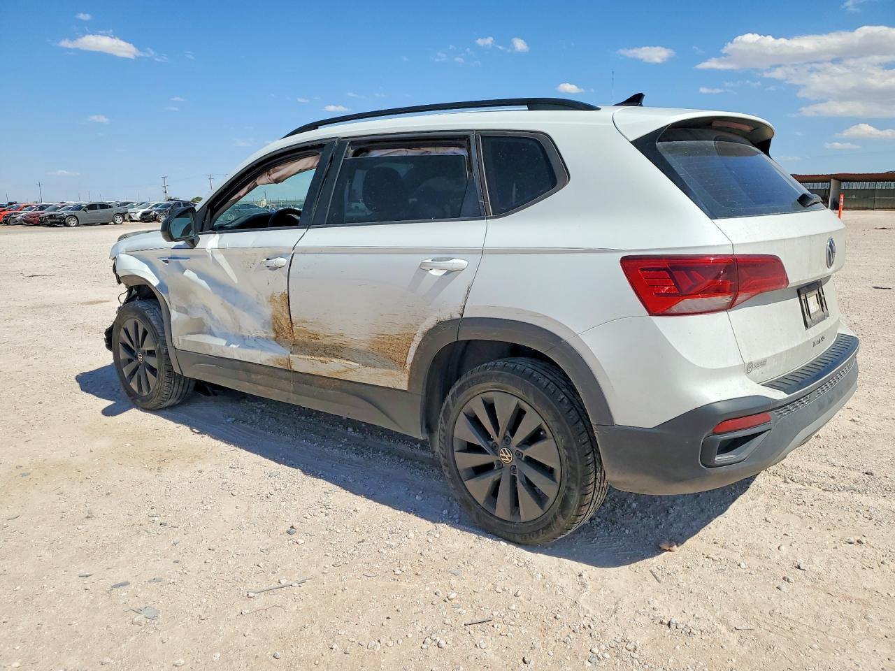 Volkswagen Taos S