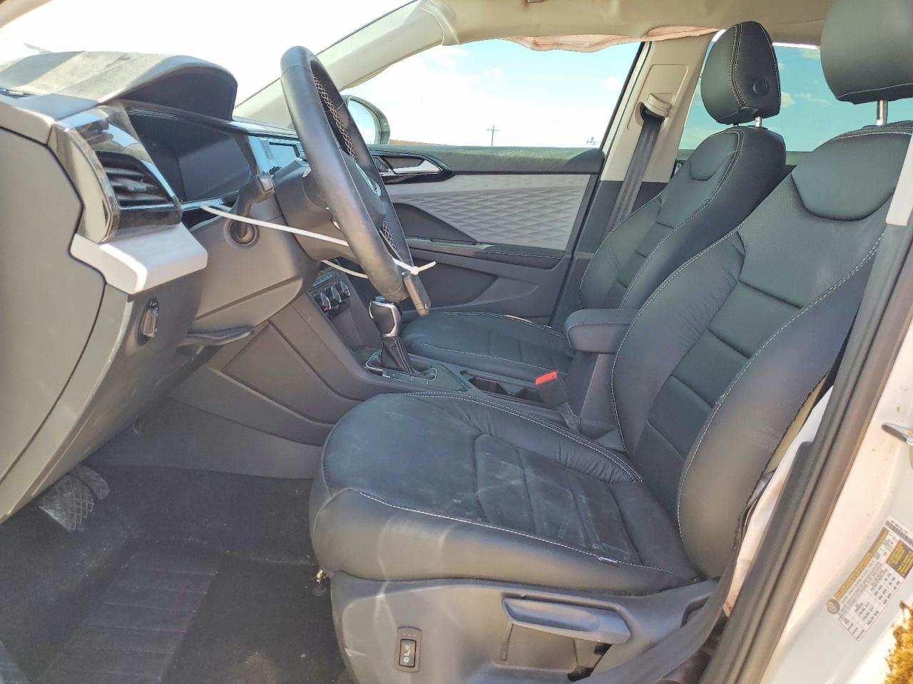 Volkswagen Taos S