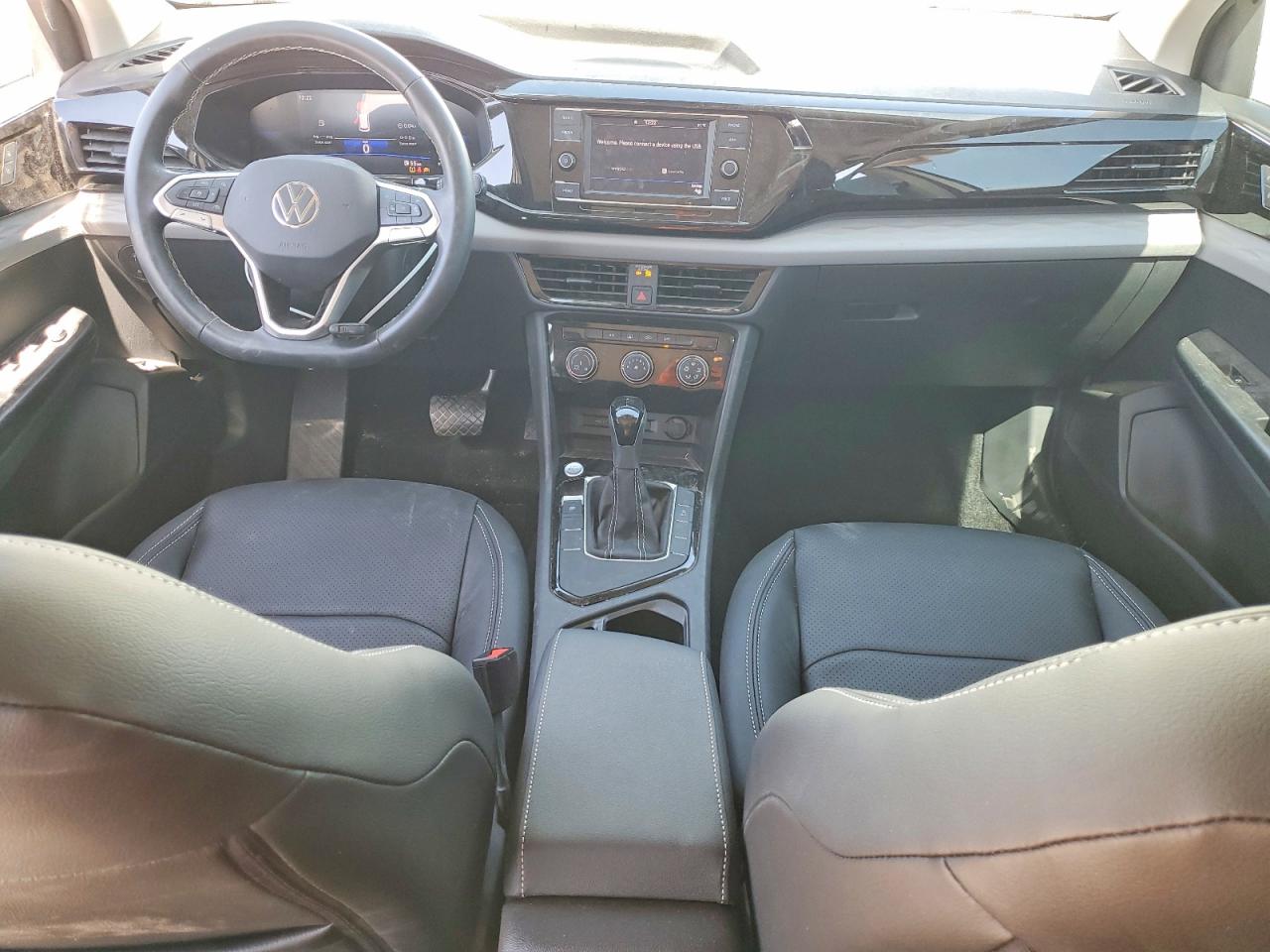 Volkswagen Taos S
