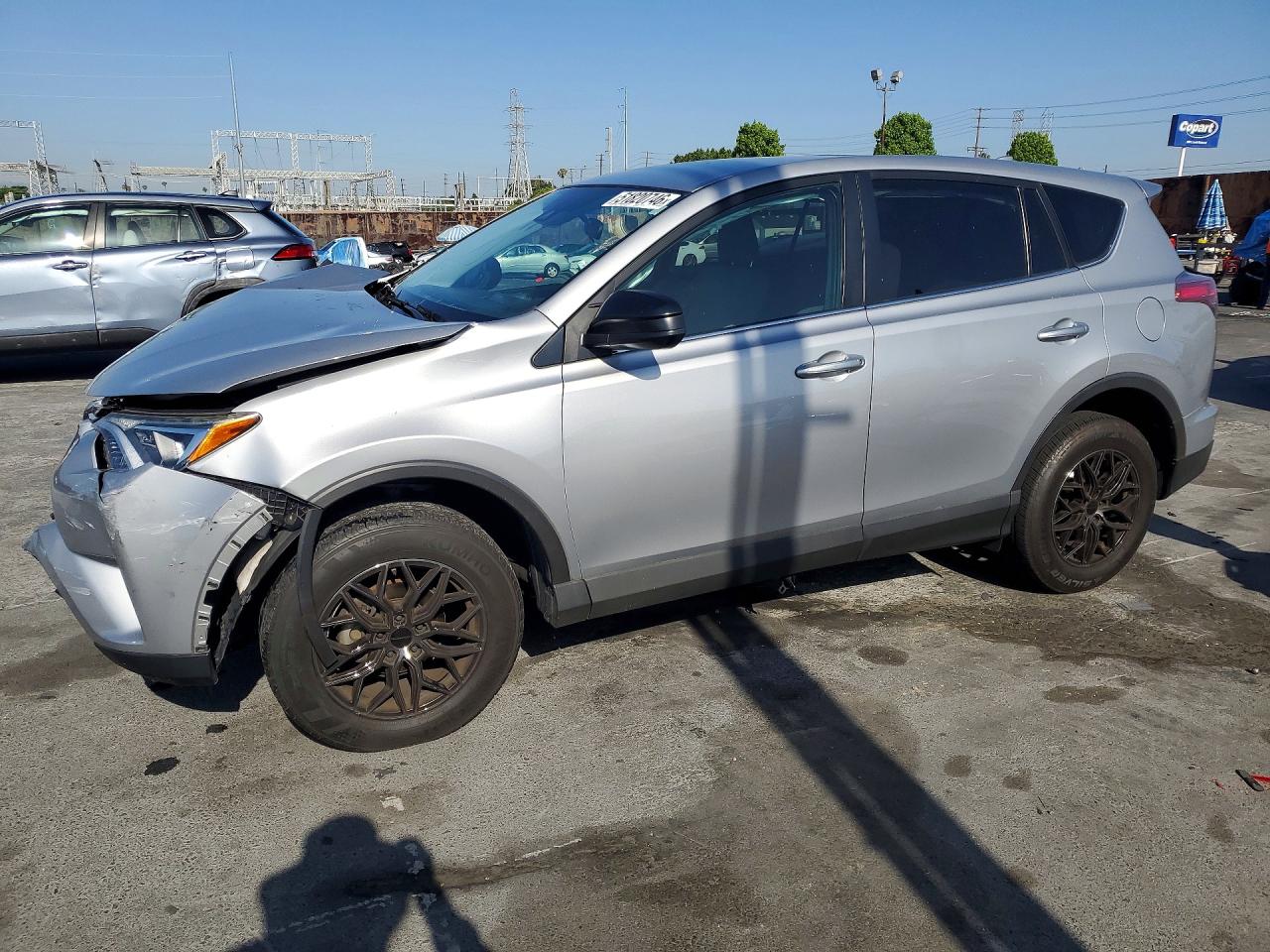 Salvage Toyota RAV4 Image