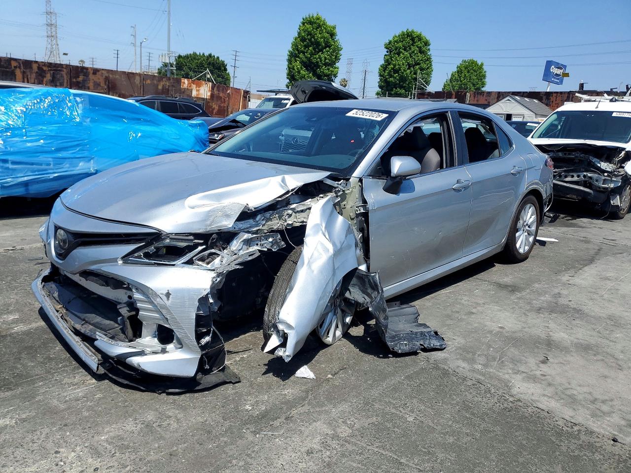 Salvage Toyota Camry Image