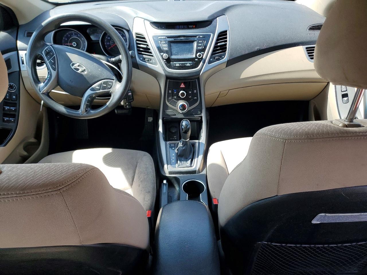 Hyundai ELANTRA