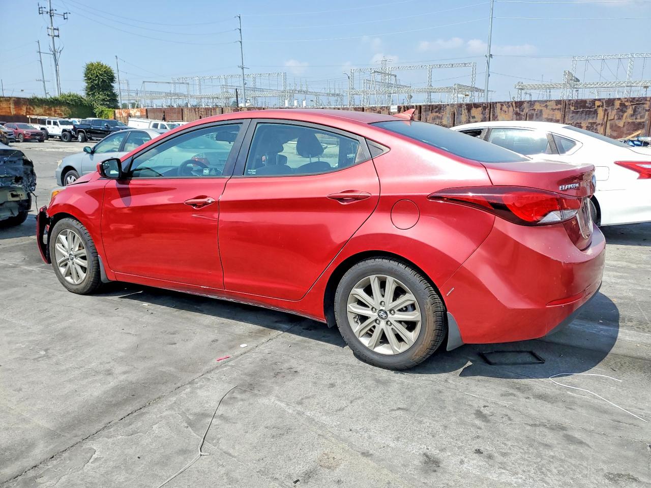 Hyundai ELANTRA