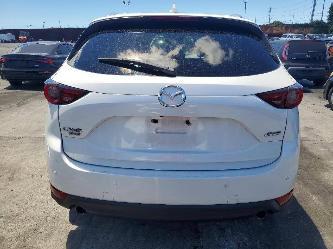 Mazda Cx Signature