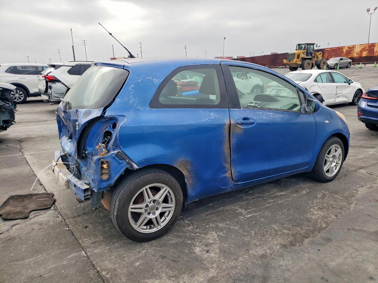 Toyota Yaris Base