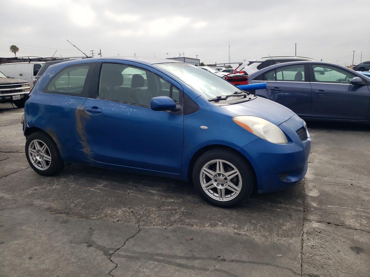 Toyota Yaris Base