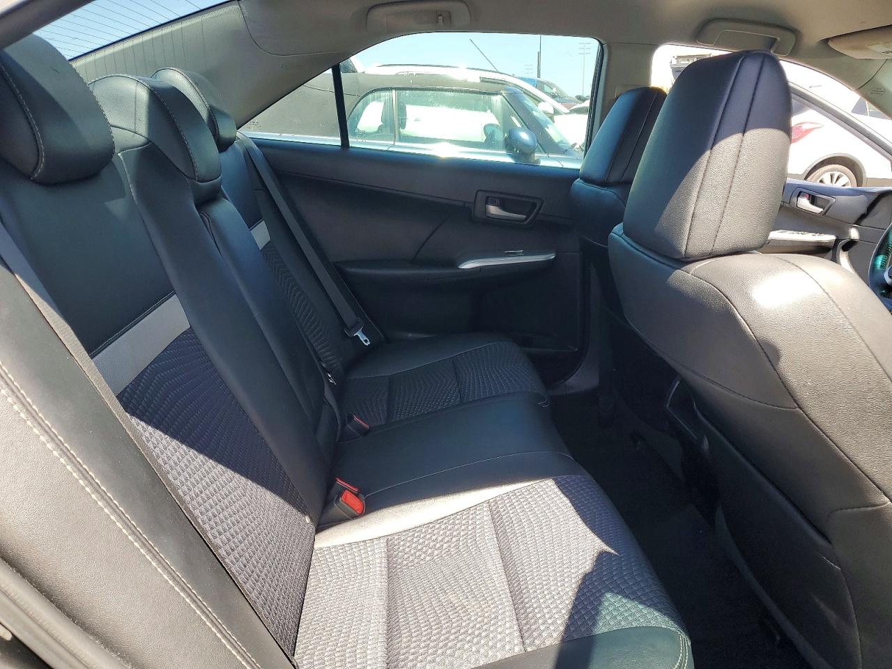 Toyota Camry Se