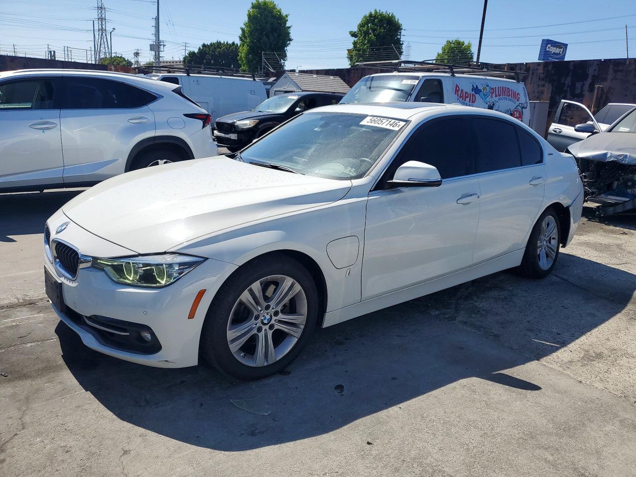 Salvage BMW 3 Series Image