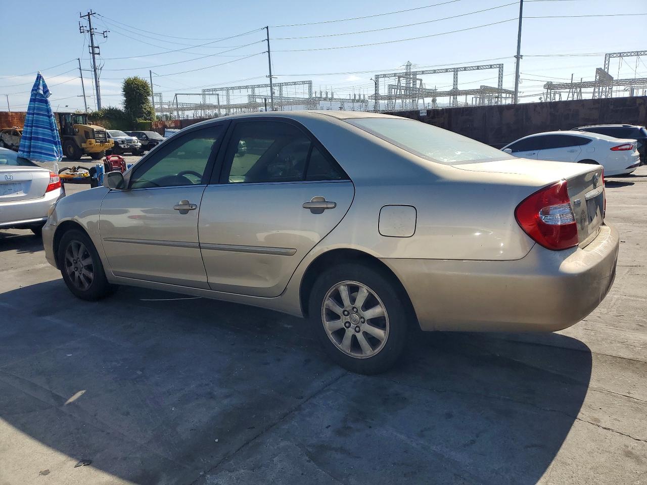 Toyota Camry Xle V6