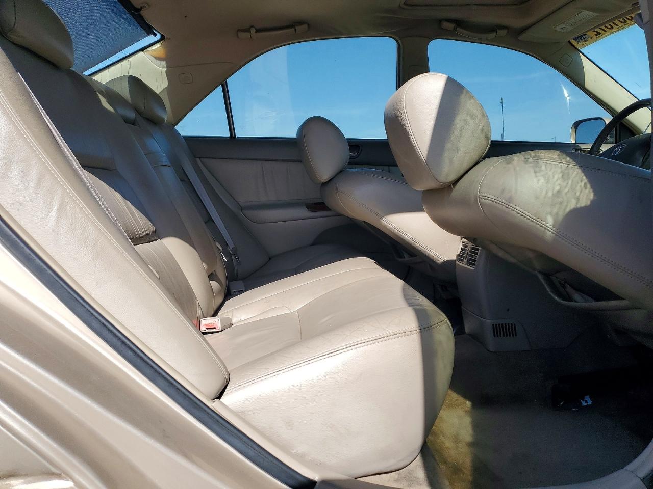 Toyota Camry Xle V6