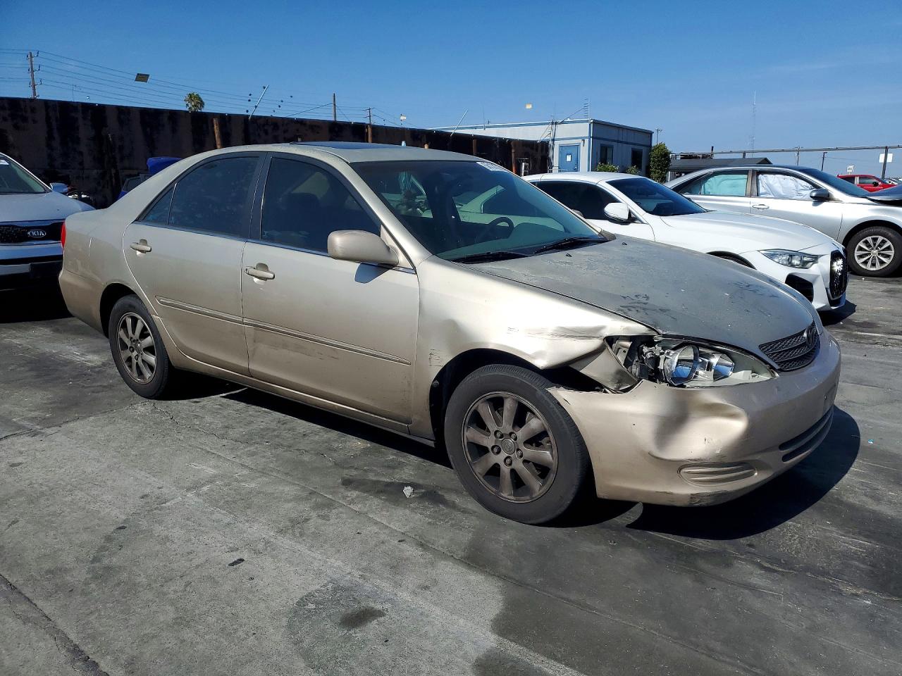 Toyota Camry Xle V6
