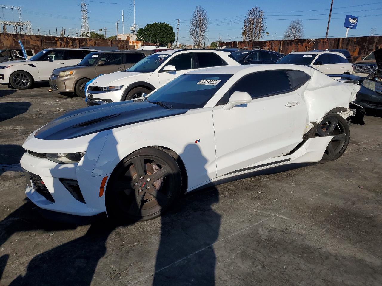 Salvage Chevrolet Camaro Image