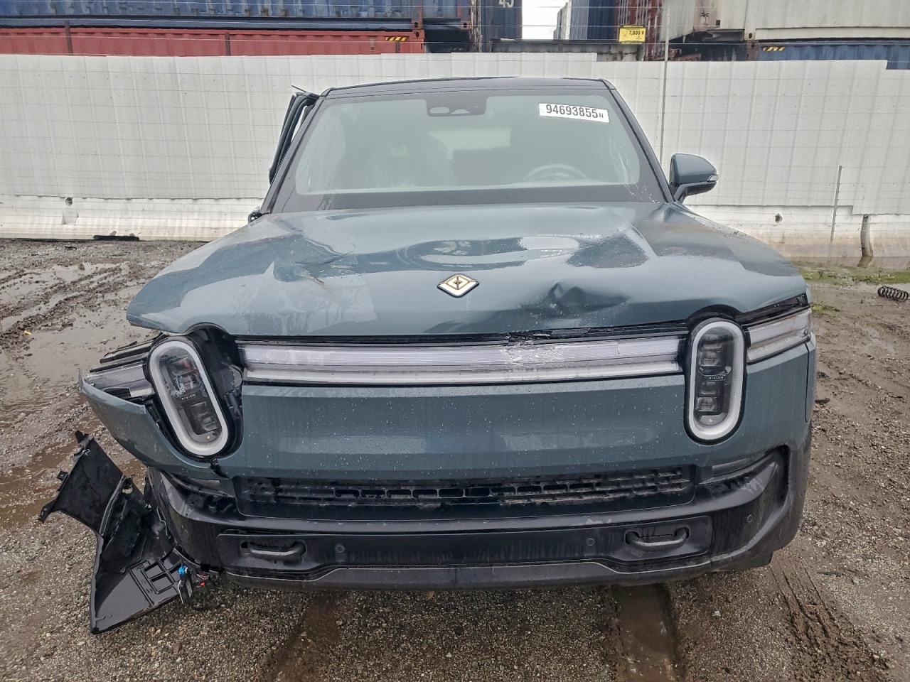 Rivian R1s Premiu Premium