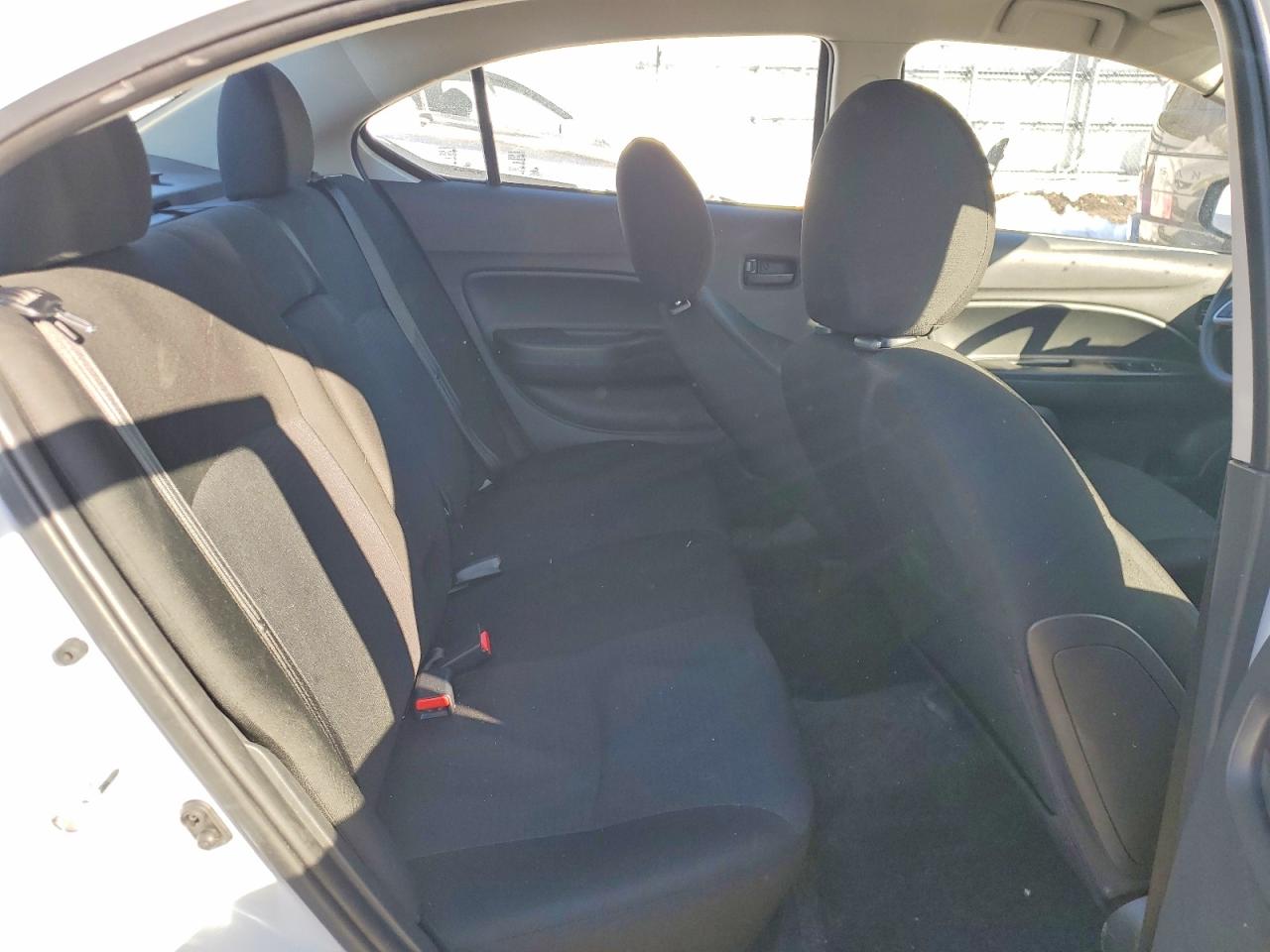 Mitsubishi Mirage G4 Es