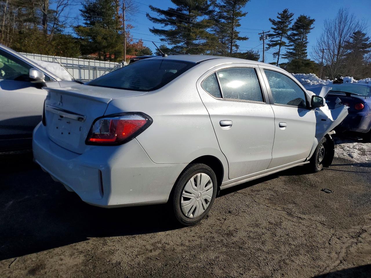 Mitsubishi Mirage G4 Es